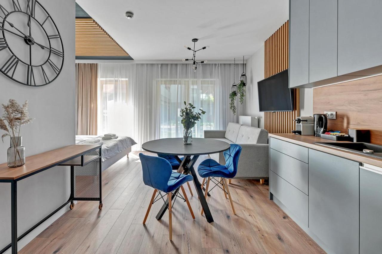Nadmotlawie Riverside - Parking, Sauna & Gym By Downtown Apartments Gdansk Ngoại thất bức ảnh